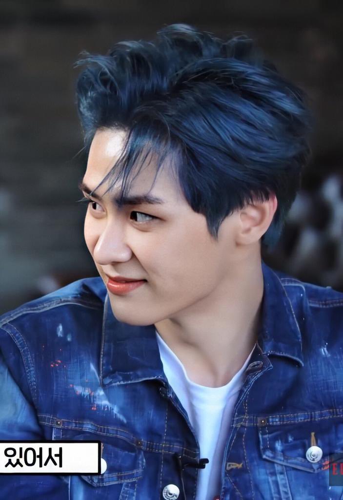 Kun with blue hair a very important thread 