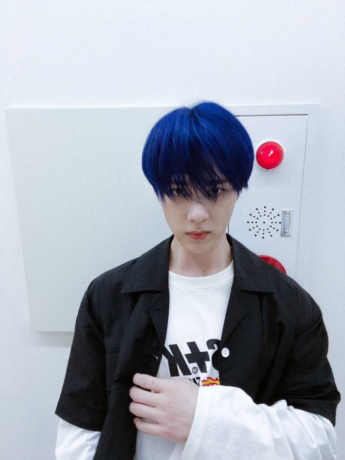 Kun with blue hair a very important thread 