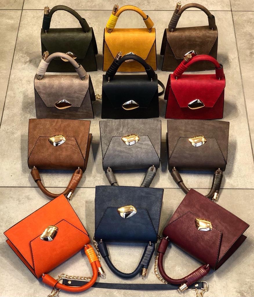 jaffastore_'s tweet photo. جيتكم تااااني 🔥🔥🔥

- الشنط ح تكون في محل قفة فرح يوم الثلاثاء ان شاء الله من الساعة 12 صباحاً
- سعر كل الشنط 3700
للاستفسار 
0154872504
0157872505
0154872506
-📍الموقع محل قفة فرح شارع عبدالله الطيب 

Fb : https://t.co/wnWoGcstI9

Instagram : https://t.co/cJcxjtW6g6 https://t.co/CBaYLh1rMP
