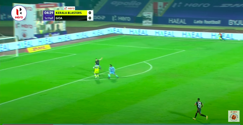 Pictorial representation of that chance: 1st Pic shows a 2v1 scenario, 2nd pic shows a 1v1 scenario after Hooper beating GK, 3rd pic shows where Rahul was after this goal scoring chance. There were moments were Hooper was telling his players to come forward while pressing.