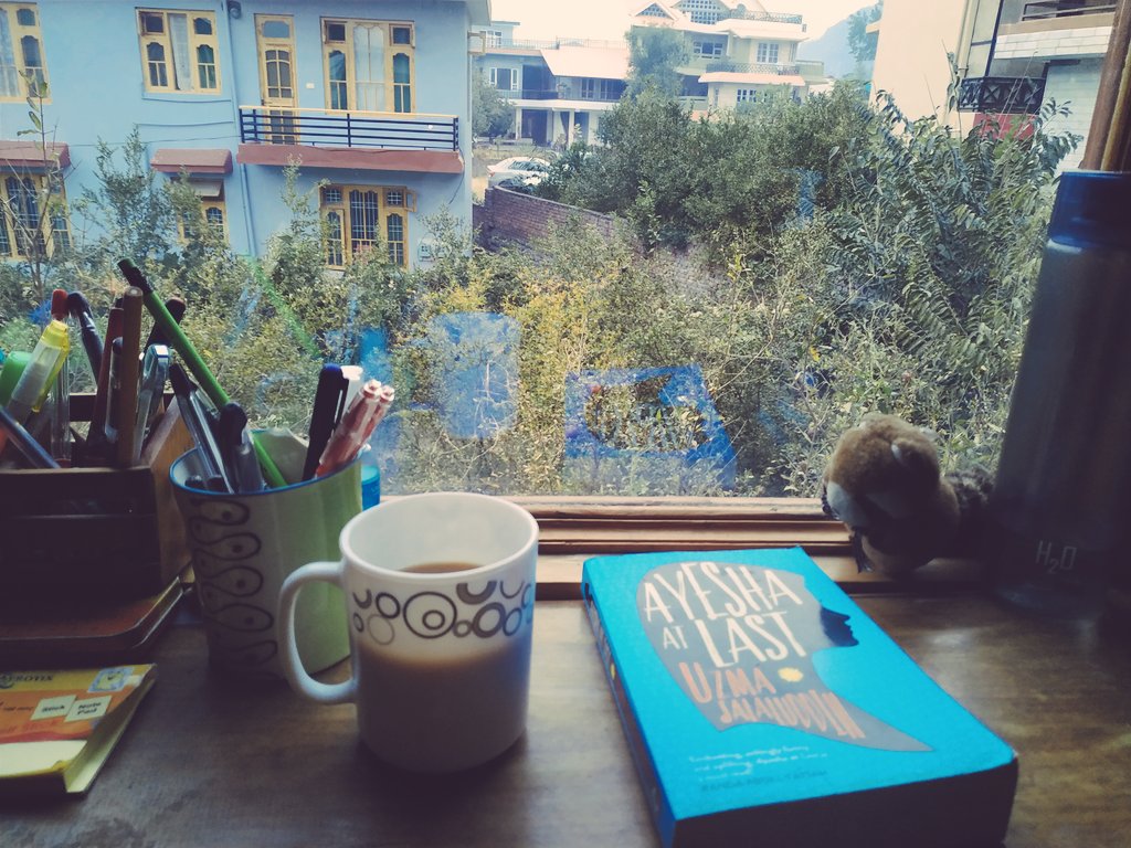 GulshanDivya's tweet photo. Just remember to pack light. Dreams tend to shatter if you're carrying other people's hopes around with you.@UzmaWrites https://t.co/pybD3T8CTh