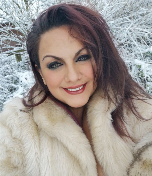 Loads of snow but no one to play with  #countrylife  #lockdownblues #snow #westcoastsnow https://t.c<a href="/tag/countrylife"class="tags">#countrylife</a><a href="/tag/snow"class="tags"><span>#snow</span></a><a href="/tag/lockdownblues"class="tags"><span>#lockdownblues</span></a><a href="/tag/westcoastsnow"class="tags"><span>#westcoastsnow</span></a>