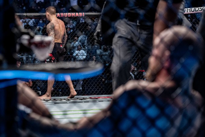 Hope Dustin Poirier's star power skyrockets after this. Getting the Conor rub after beating him.
This man, who UFC wouldn't even negotiate pay to fight Tony Ferguson now gets to throw it in their face. #UFC257 https://t.co/5dbXE0tmQT