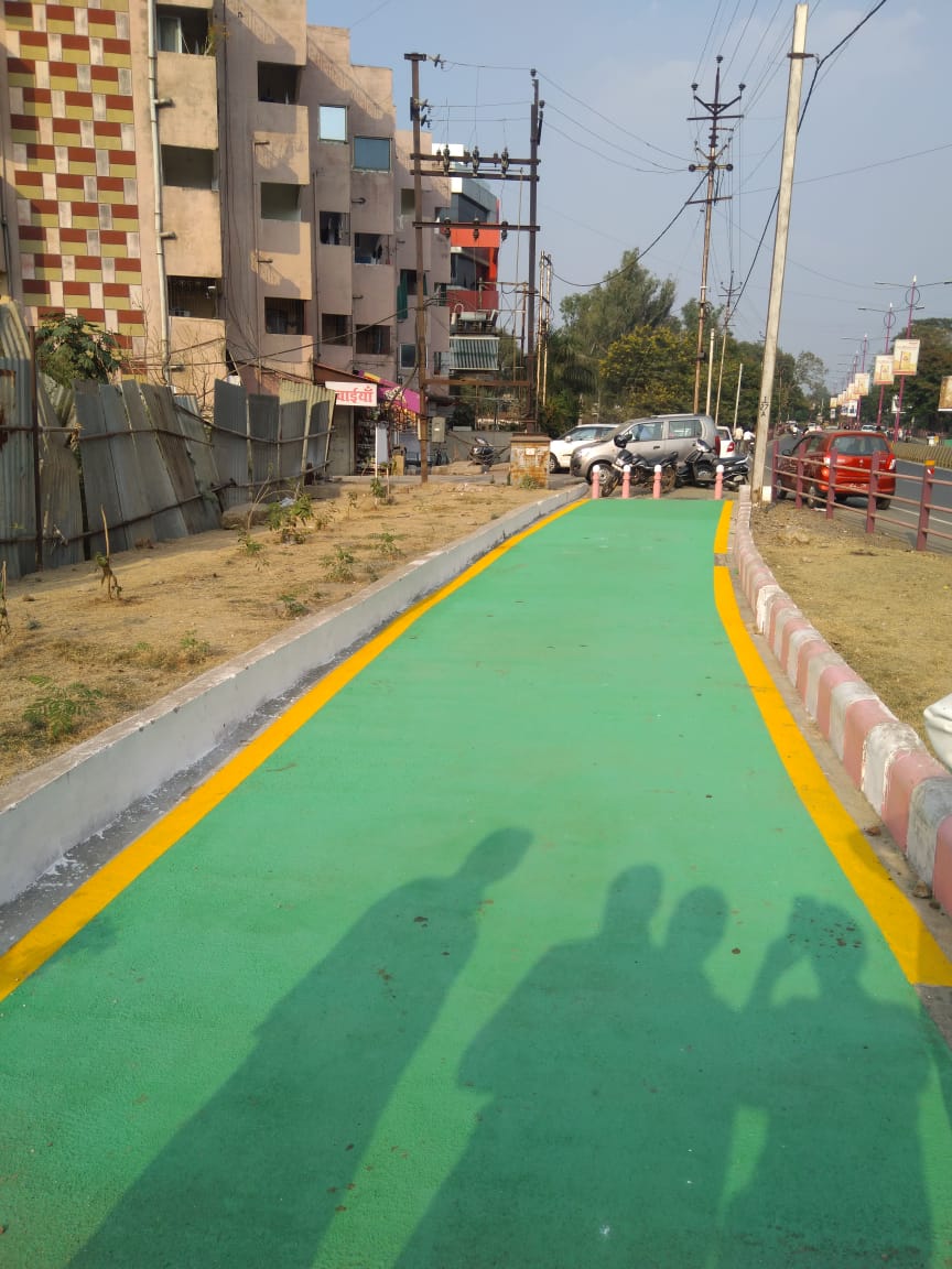 viral33334's tweet photo. @CHOLAN @BLRSmartCity anti skid surfacing by kataline plastitrak in various smart cities 
Jabalpur , bhopal , sagar , ujjain , raipur  , gwalior , Indore 
Please contact for further details https://t.co/c1r3HfkjoR