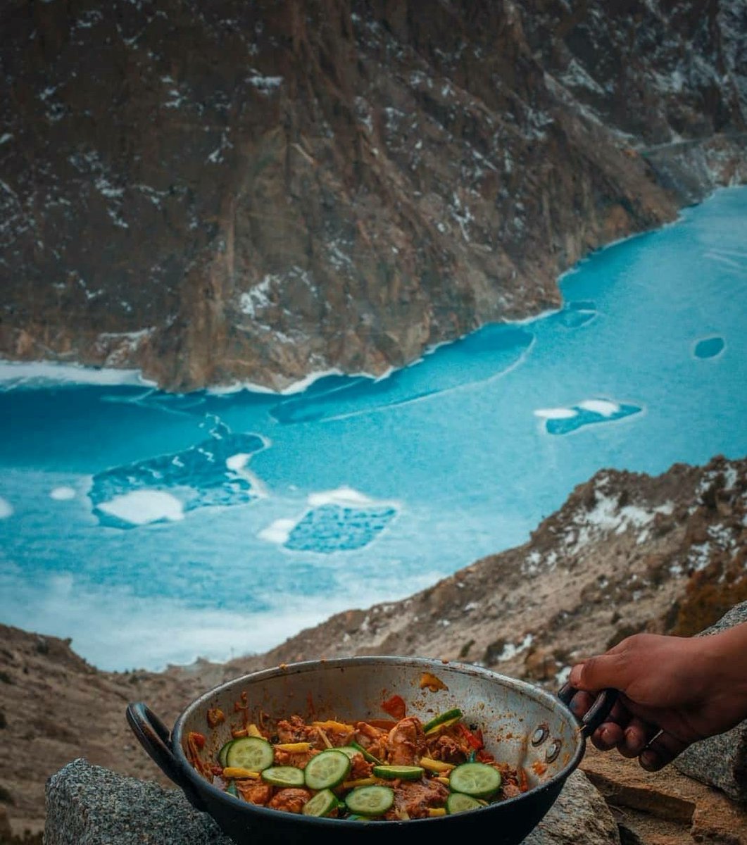 ALD_Pakistan's tweet photo. Lahori Chicken Karahi with the view of frozen Attabad Lake, Gilgit-Baltistan Pakistan.
#RelishTheEscape https://t.co/rhADpUNHrN