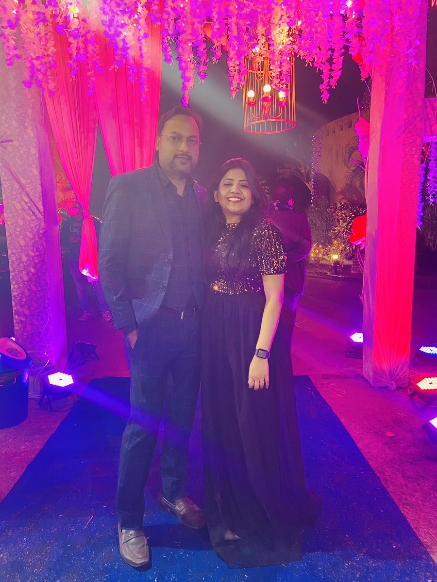 VikramAgarwal6's tweet photo. #someUStime Tera mujhse hai pehle ka nata koi.... yuhi nahi dil lubhata koi... jane tu ya jane Na!!! @TilotamaG https://t.co/cfS1E8Bcv2