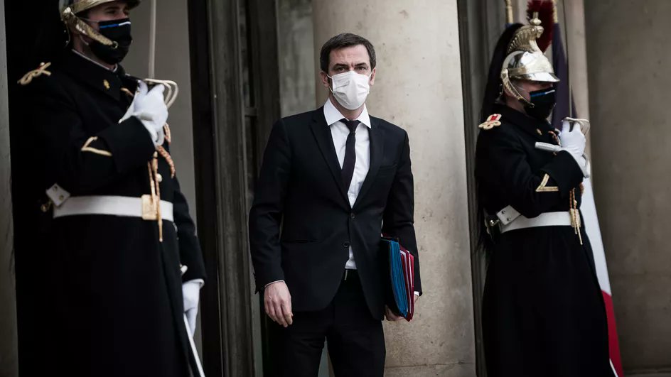 franceinfo tweet media