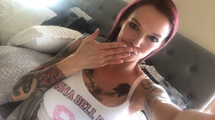 Mark's head. Mark's head. Marks yleod bobbers. Ольга лилус актриса. Marks head bobbers.