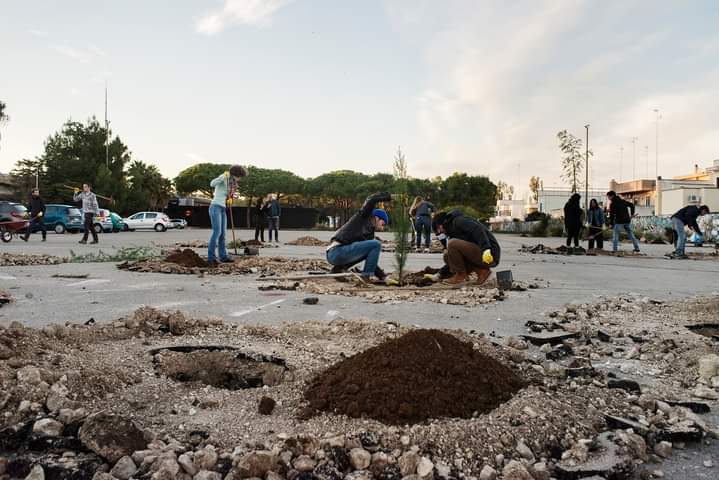 💡#IDEEDAIQUARTIERI
Sui nostri canali FB e Instagram ulteriori 4 idee che agiscono nell'ambito della rigenerazione urbana per la valorizzazione dei territori, a partire dalla fiducia all'interno delle comunità a cui si riferiscono.

#iquartieridellinnovazione  #iq #socinnovation