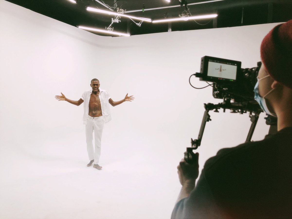feltxstudios's tweet photo. We did a thing at Felt Studios yesterday with @Apollovegaex. What are you expecting and why? #apollovega #touch #filmflorida #cycstudio #cycwall #floridafilmmakers https://t.co/0Ew3cDEDRx