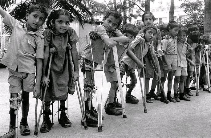 Polio was the scourge of the beginning of the 20th century. The ones it didn't kill overnight, it often left crippled. The disease mostly attacked young children and had no cure. At first it was not a crisis, but with the industrial revolution in 1916 it became an epidemic