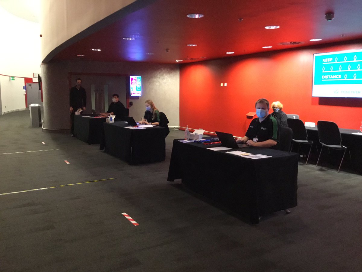 #TeamVaccine.  Everyone is ready here in Liverpool at the Vaccination Course Hypercentre to welcome our new volunteers. Awesome organization @SJAVolTraining <a href="/CallumSmithSJA/">Callum Smith</a>