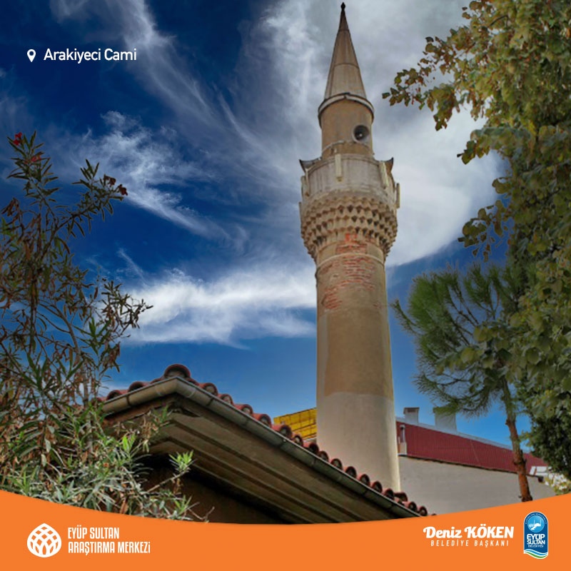eysameyupsultan's tweet photo. Arpacı Hayreddin Cami yakınındaki bu eser 1616 tarihinde Arakiyeci Cafer Çelebi tarafından yaptırılmıştır. Caminin minberini Dârüssaâde Ağası Beşir Ağa koydurmuştur. Cafer Çelebi'nin kabri cami haziresindedir. #EYSAM https://t.co/jCztkvJAYP