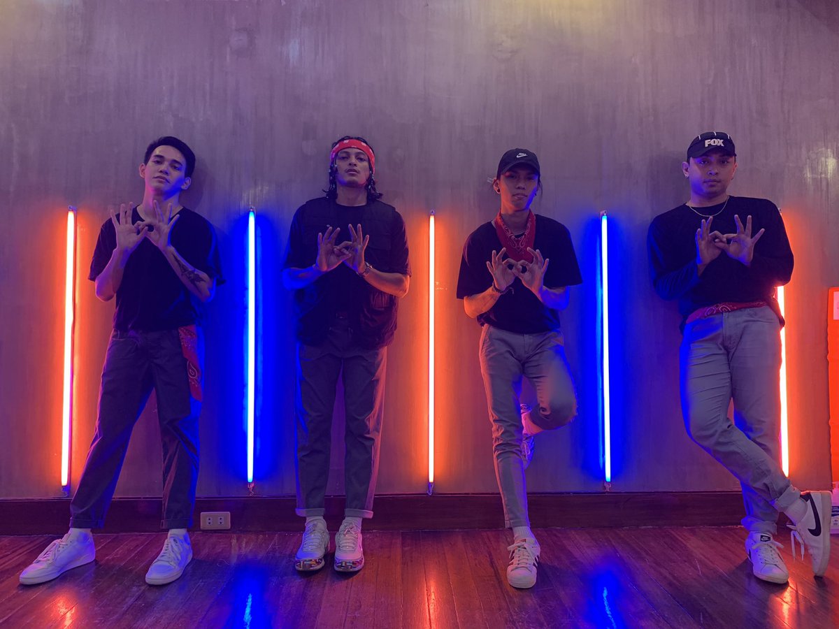 kinection2011's tweet photo. Cupids are getting ready, so are we! Stay tuned!

01. 25. 2021. 

#KINECTION
#KIN 

Dan Paolo Soriano
Cyrus Paul Labarda
Andy Vicente
Gabriel De Guzman https://t.co/MOzdD7Qmx1