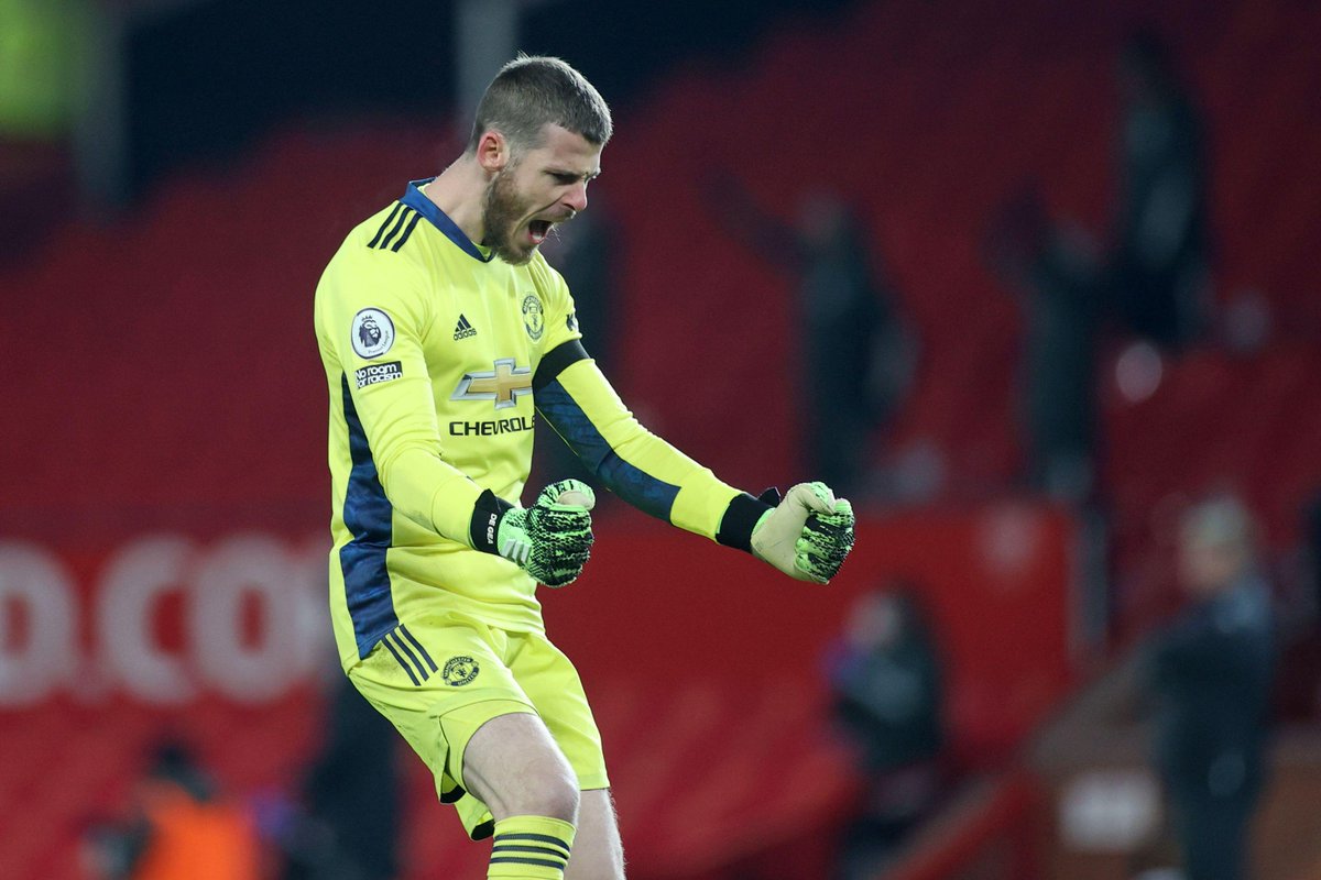 Premier League tweet media