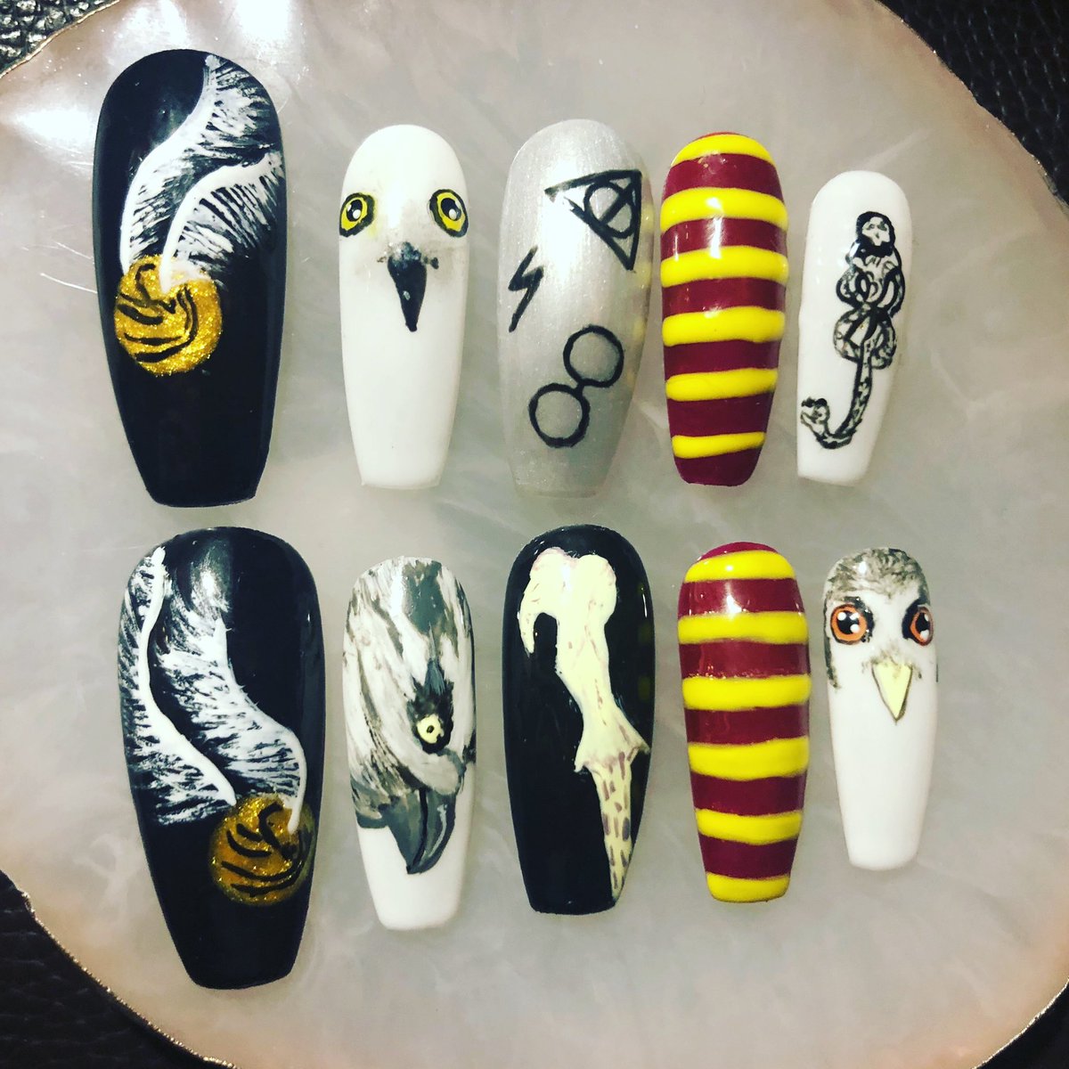SMHMobMassage's tweet photo. This weeks challenge was Harry Potter nails x £25 with spares and sized x I wouldn’t do a bespoke set like this unsized x 
#harrypotternails #voldermort #buckbeak #snitch #gryffindor #pigwidgeon #hedwig #deathlyhallows #glasses #bolt #thedarkmark #nails
#nailshizlockdownchallenge https://t.co/2HBB4fWYp5