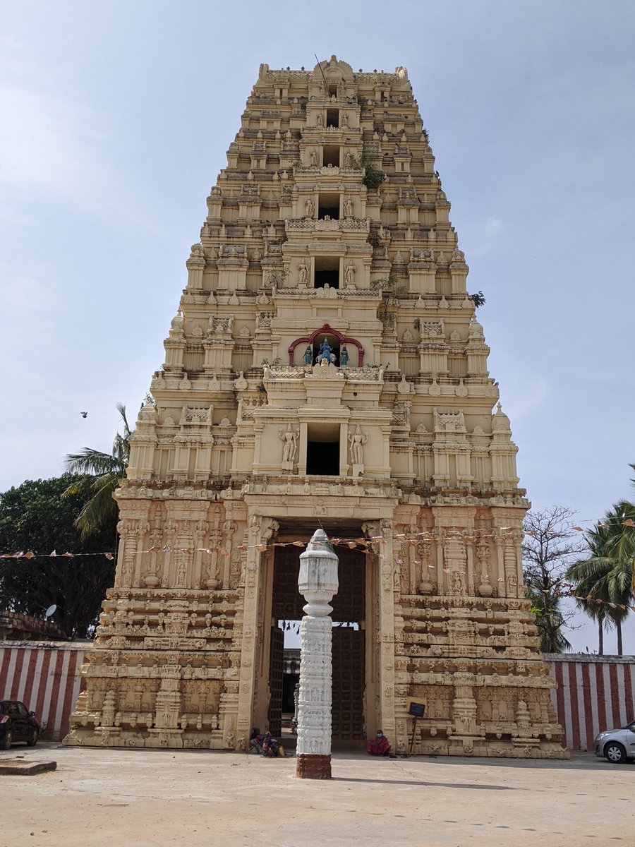 1. Madana Gopala Swamy Temple.Its gopuram is one of the best in the region, today is abundantly painted with emulsion paint. This temple can become game changer on this region for its beauty but Telangana govt has no interest, its all worried about Yadadri  @KTRTRS