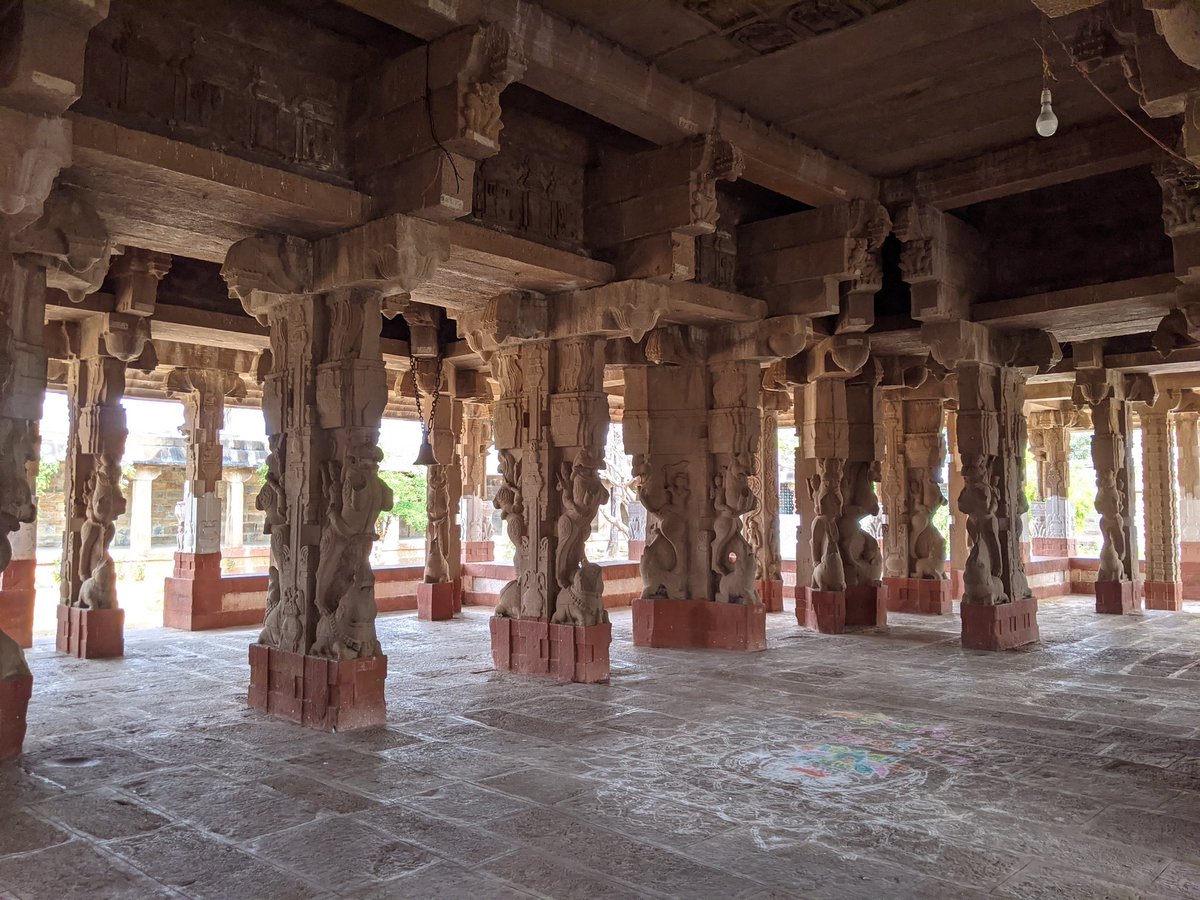 Just have a look at beautiful Vijayanagara style of Maha Mandapa. Isn't it breath taking?