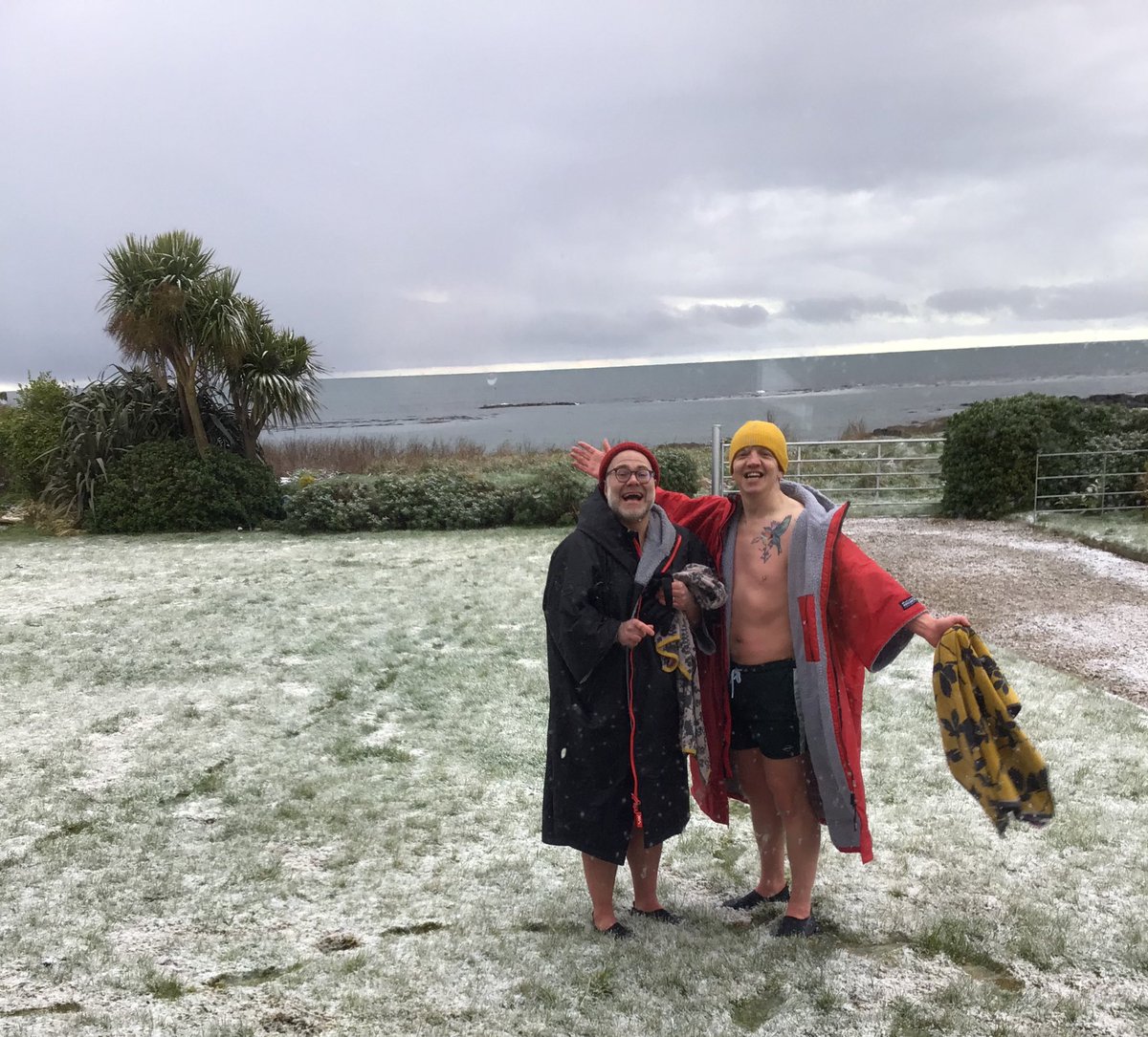 Stephen Baxter-Crawford🦡 (@sbaxtercrawford) on Twitter photo Snow bother! This feels like the day we first started with <a href="/CausewayLiving/">Causeway Living</a> all those years ago. 🥶🥶 Buzzin!
#SeaSwimming #SnowSwimming #WildSwimming Snow bother! This feels like the day we first started with <a href="/CausewayLiving/">Causeway Living</a> all those years ago. 🥶🥶 Buzzin!
#SeaSwimming #SnowSwimming #WildSwimming