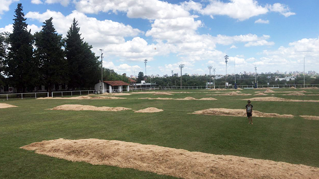 Rowing acondiciona la segunda cancha de La Tortuguita - tercertiemporugby.com.ar/rowing-acondic…