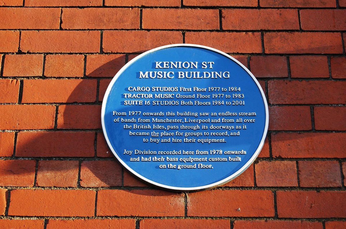 StEdsEvents's tweet photo. Just tucked away of Drake Street #Rochdale & once a Mecca to the #MusicScene in the #NorthWest #MusicMade here in the dale #RochdaleMusic #MusicMatters #StEdmundsRoch wants Bring Back #Music to #Rochdale #uniqueSpaces #Bands #EventSpaces #filmLocation #musicvideos @StEdmundsRoch https://t.co/r6GXWUPW82