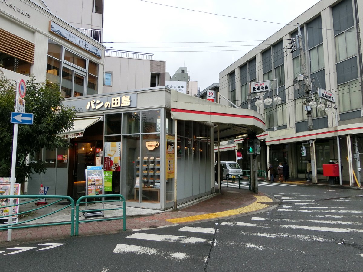 西 荻窪 ダイソー ダイソーの店長オススメ 電源コード 配線の整理に使える便利な100均グッズ