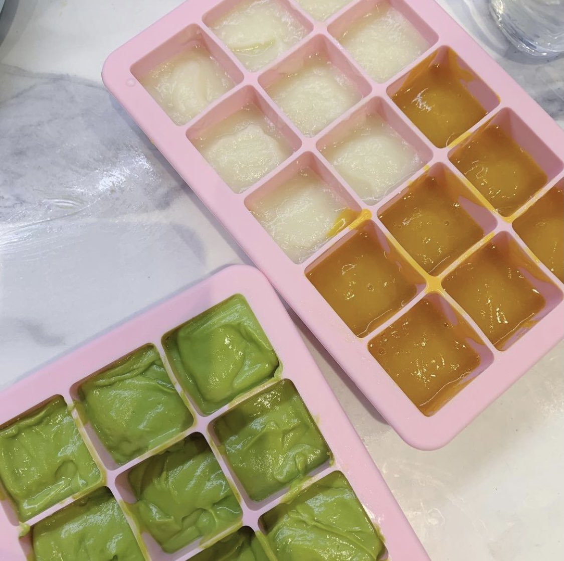 Ni yang I buat. Stock puree lepastu transfer masuk ziplock bag. So tak perlu masak everyday. Prepare siap siap and panaskan je.