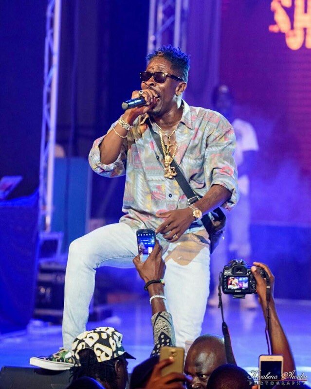 chadaneneh1759's tweet photo. Me wonder why sometimes dem nor take we serious, but me know man ar Genius #BEAFRAIDπΉ
#1DON
#GuideoverUs
#GIFTOFGOD2021
#Shattawale
#SierraLeone πΈπ±πΈπ±
#Azaa
#HajiaBintu
#shattamovement
#Africa
#Heavyload
#GOGalbum https://t.co/eyr3M2SpQL