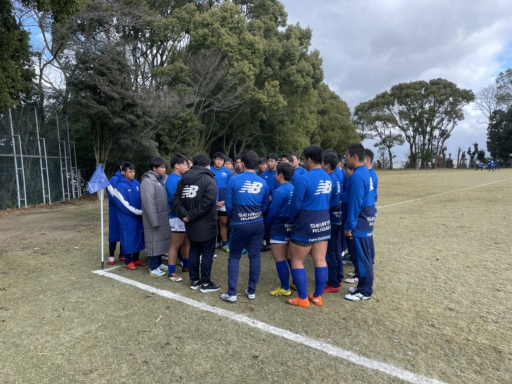 松山聖陵高校 ラグビー部 Broncos Twitter पर 新人戦準決勝 合同2 松山工業 東予 に63対0で勝つことができました 新チームになっての初の公式戦でしたが自分達の課題を再確認できました 松山工業 東予高校のみなさん本当にありがとうございました T