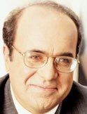 mkulunk's tweet photo. 28 yıl evvel bugün 
Evinin önünde havaya uçurulan otomobil ve katledilen Uğur MUMCU ile 
Laik anti laik hattı  kırılarak Türkiye'ye çekilen en önemli operasyondur

Fetö ve arkasında ki akıl kim?

Cevabı Merhum Uğur MUMCU ve diğer faili meçhullerde.

Uğur MUMCUYU saygıyla anıyoruz https://t.co/yci3VPubw7
