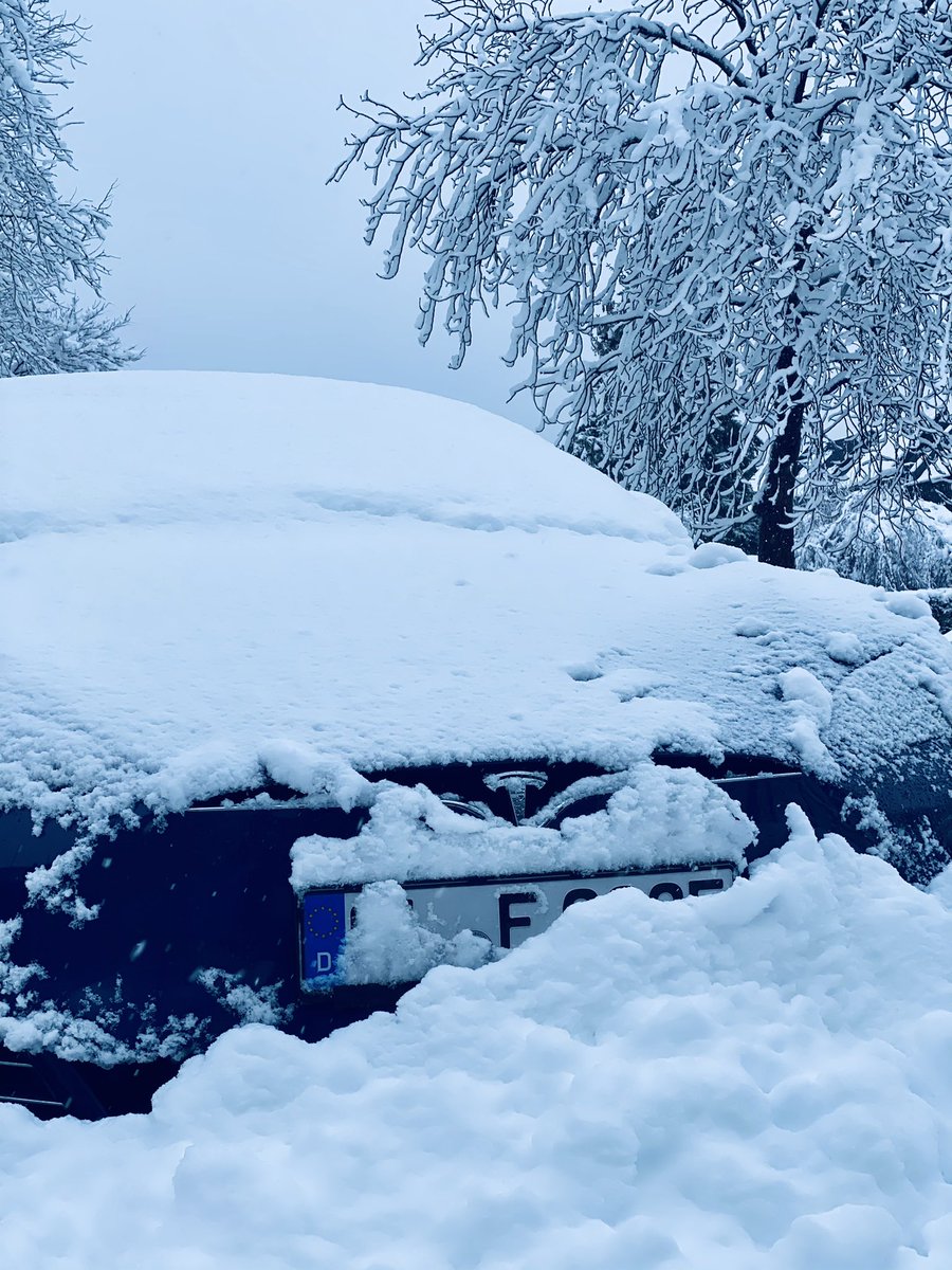 MarcStoring's tweet image. Neben Privacy by Design und Privacy by Default nun Privacy by Wetter. Nur sind leider auch die von @adrschn angebrachten Hinweise nach Art. 13 nicht mehr lesbar.