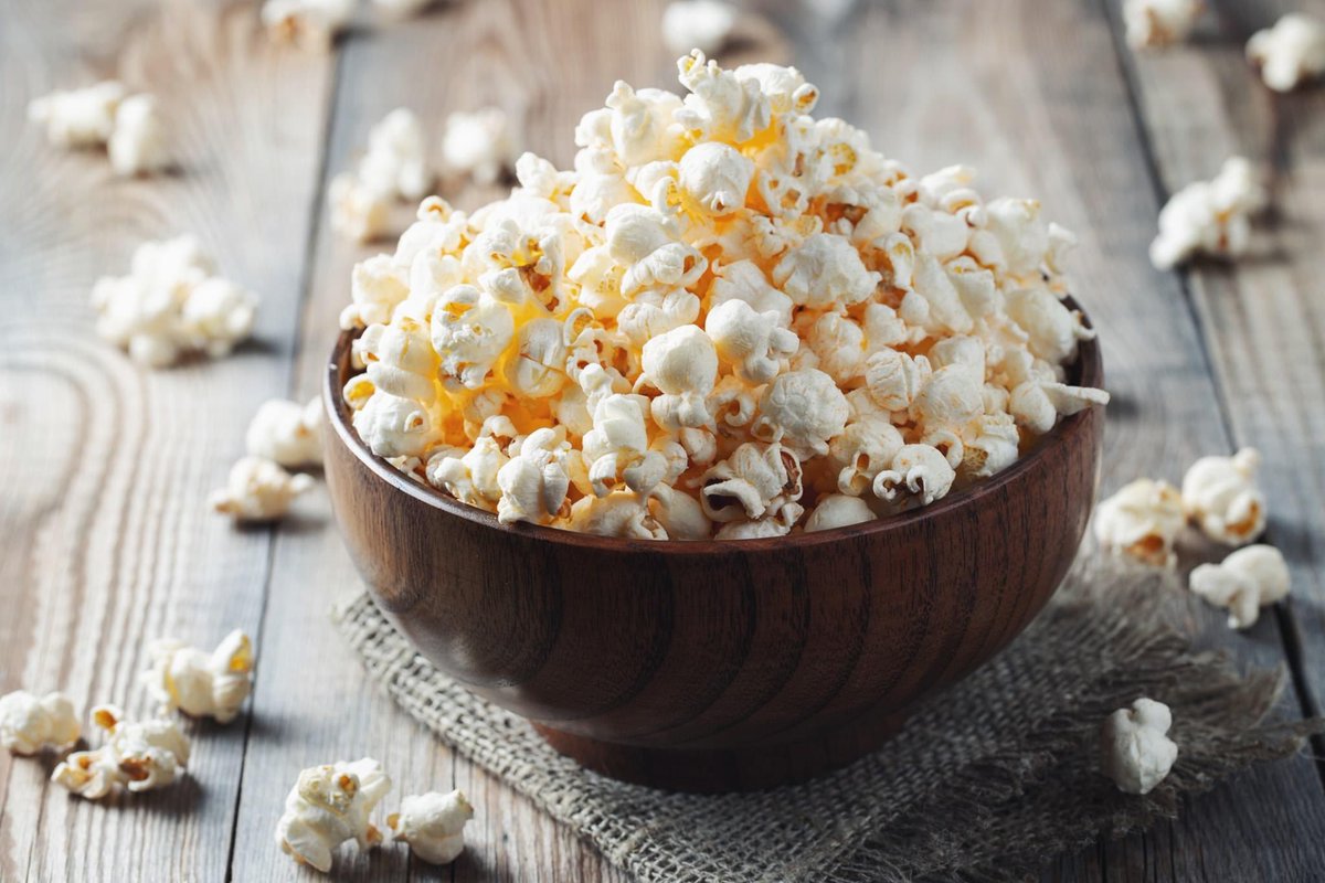 Who doesn’t love Popcorn?!? Get tons of flavor by popping your own corn on the superior flame of a KitchenAid cooktop. KitchenAid always makes it taste butter ... I mean better.

#kitchen #kitchenaid #kitchenaidappliances