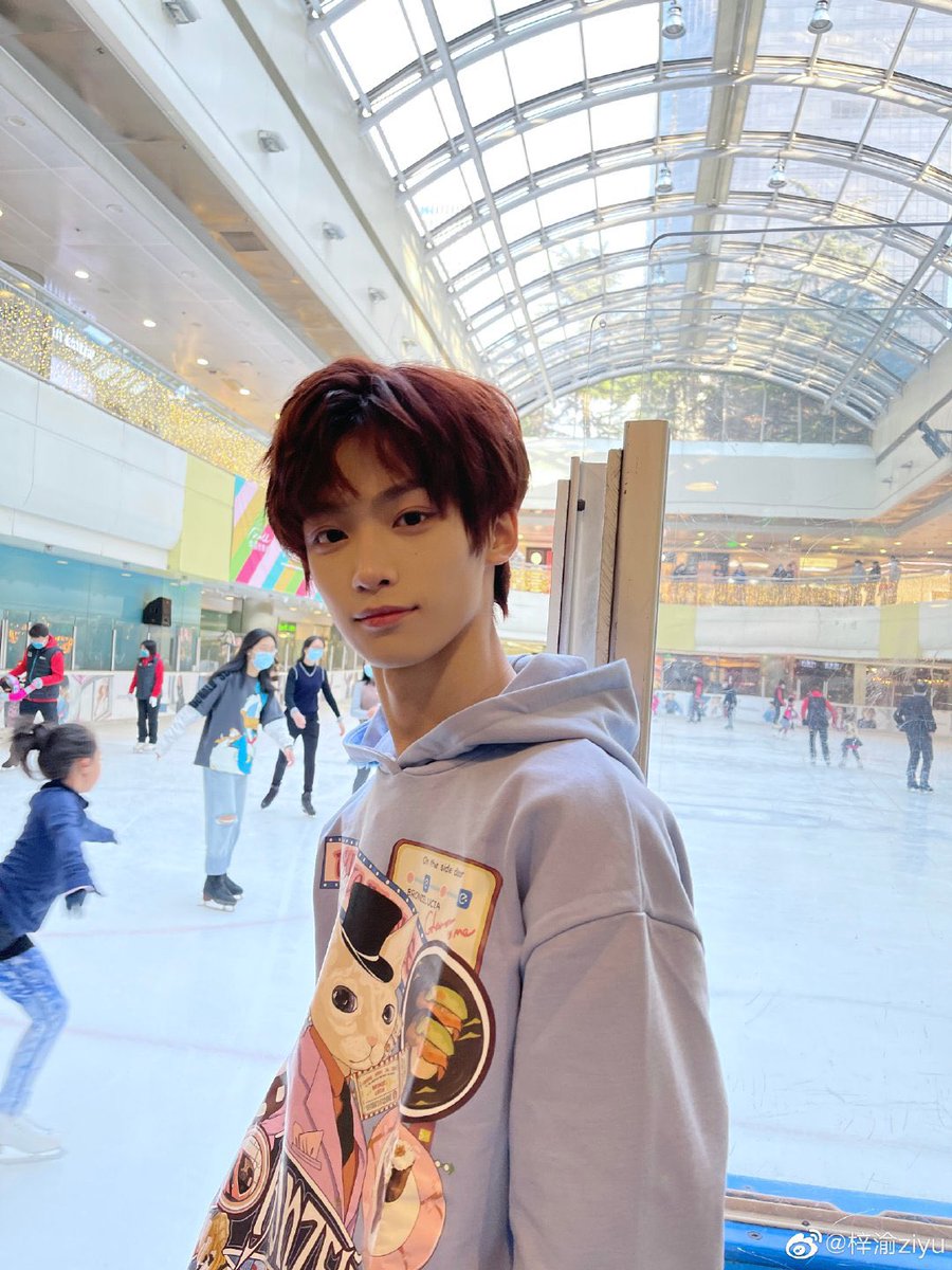 梓渝くん美少年すぎる🥲可愛い…青3推し候補の1人🥲 #青春有你3 #梓渝