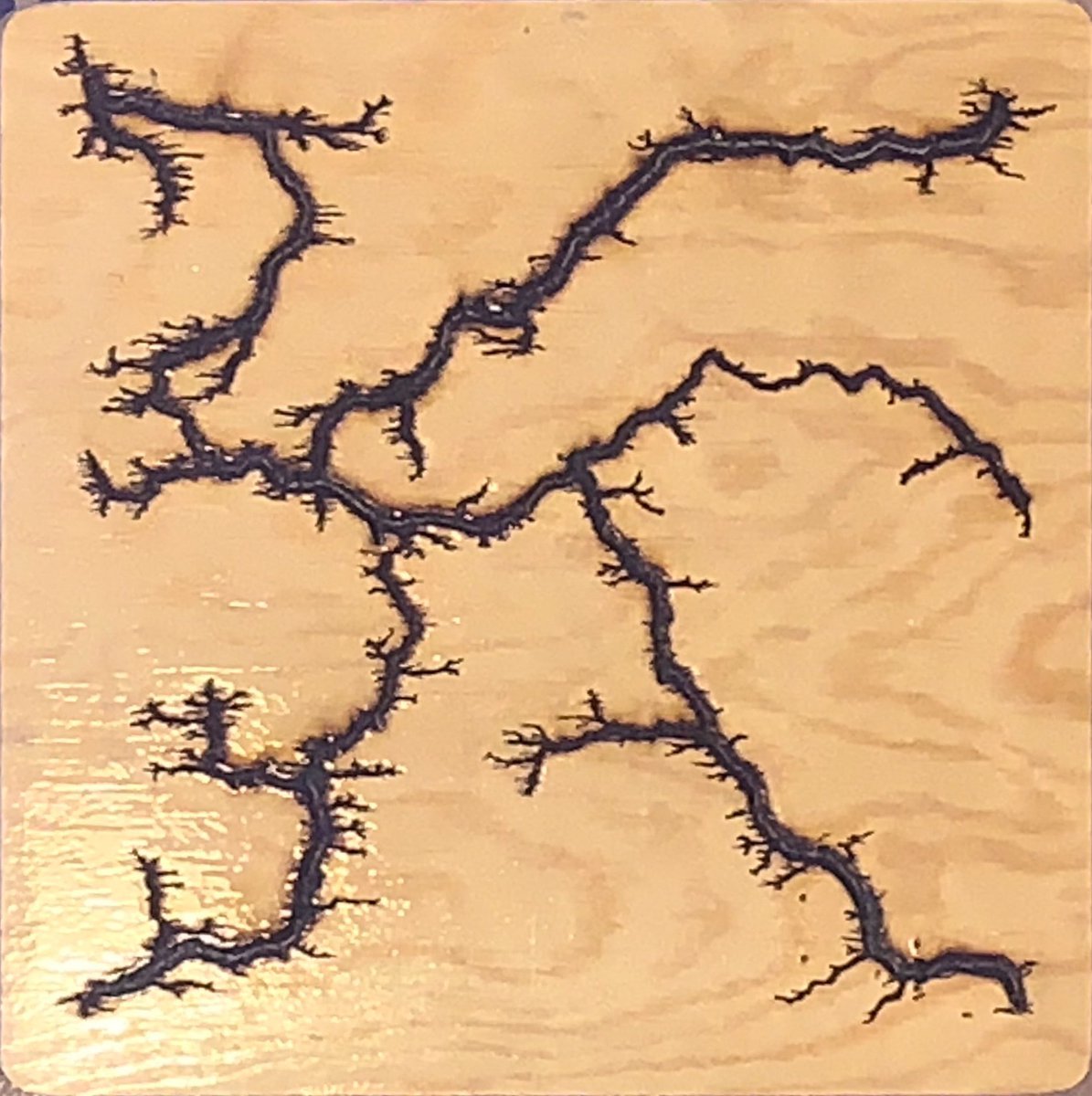 The1stRory's tweet image. These are basically small wooded canvases. I love them. I’ll have a lot of fun using them. My only issue with them is that I wish the center piece was thicker. 
#fractalburning , #Lichtenberg #burning