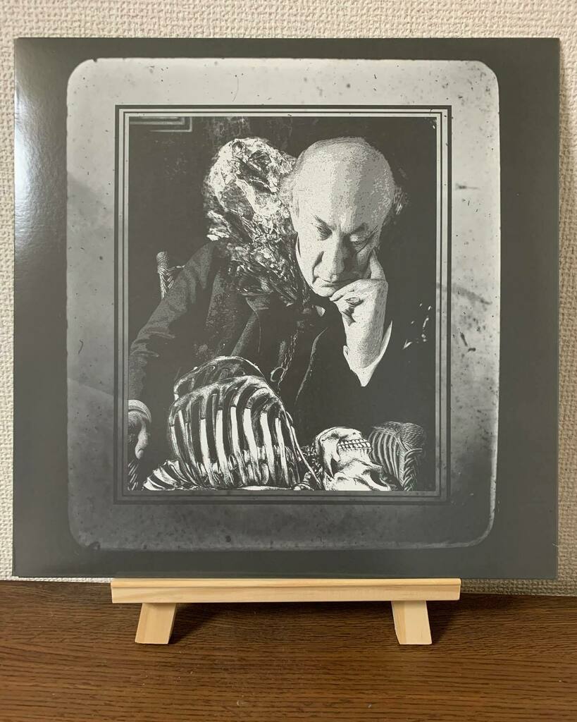 HedorahTribe's tweet photo. Coil / The New Blockaders / Vortex Campaign - The Melancholy Mad Tenant
#TheNewBlockaders
#Noise #harshnoise #Experimental
#Industrial #IndustrialNoise
#ハーシュノイズ #Electronic https://t.co/44XizW8VWw https://t.co/1Bnr2wkqJi