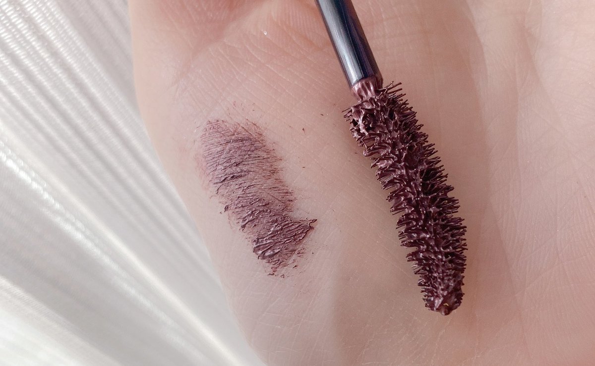 O Xrhsths しろくまちゃん Sto Twitter 最近お気に入りのマスカラが まつ毛ケアもしてくれる Anelia Naturalのトリートメントマスカラ ほどよい抜け感を出してくれる ピンクブラウンのカラーがとっても可愛い これを使い出してから明らかにまつ毛が抜けにくくなって大