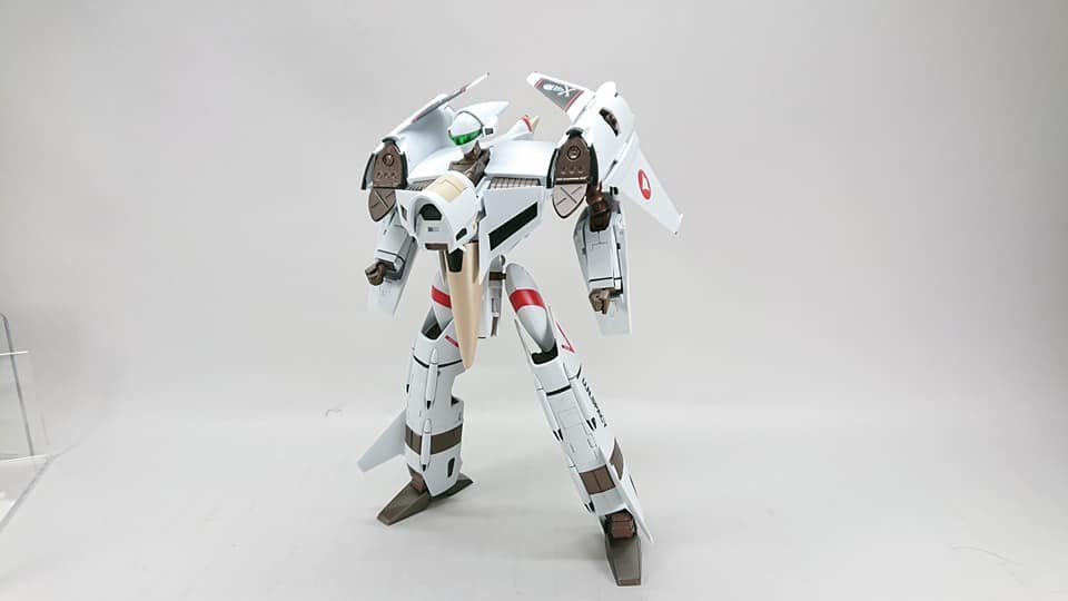 taktwt's tweet photo. や〇と版からか逃していたVF-4Aようやくアルカディア版で買えました。対象年齢高目でパーツ尖りまくってて痛い^^変形戻せてよかった。 #アルカディア #VF4A #バルキリー #マクロス https://t.co/oF6pDy7N2y