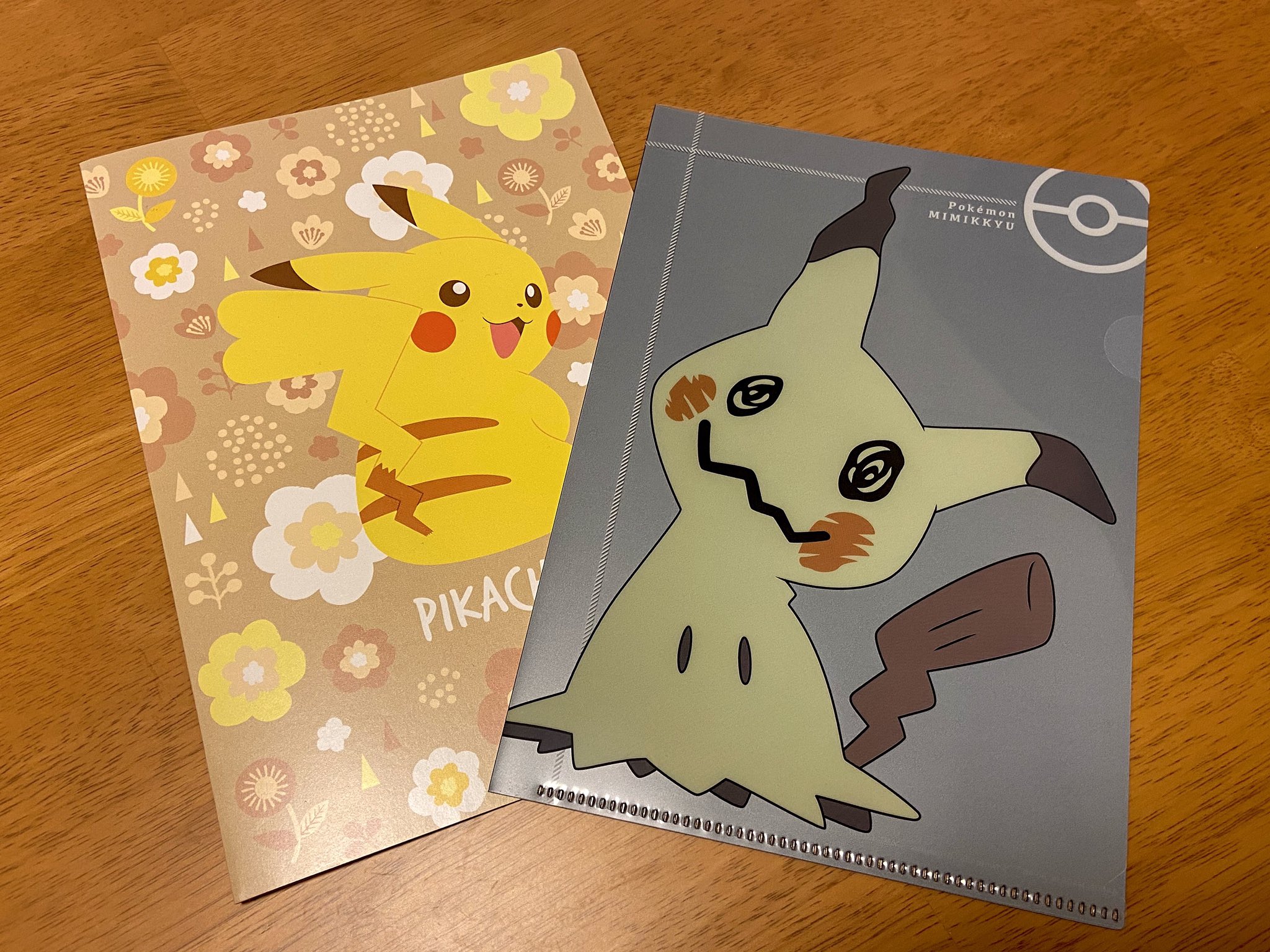 リッス 0円のガチャガチャと100均で ポケモンのミニクリアファイルとマスキングテープを購入 マステはピカチュウ ミミッキュ ヒトカゲ ピチュー チコリータ イーブイ カビゴン メタモン ヤドンがプリントされていて108円とお得だし最高