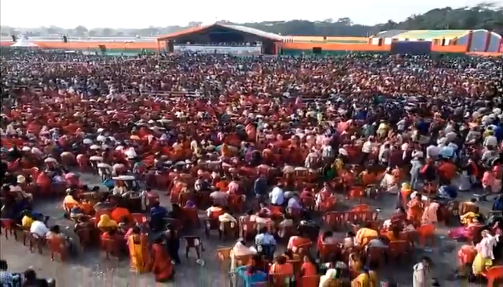 BJP4India's tweet photo. Aerial view of Vijay Sankalp Samaroh in Nalbari, Assam. 

HM Shri @AmitShah will shortly address the enthusiastic gathering. 

Stay tuned!

#ShahWithAssam https://t.co/5nbn8jVgY9