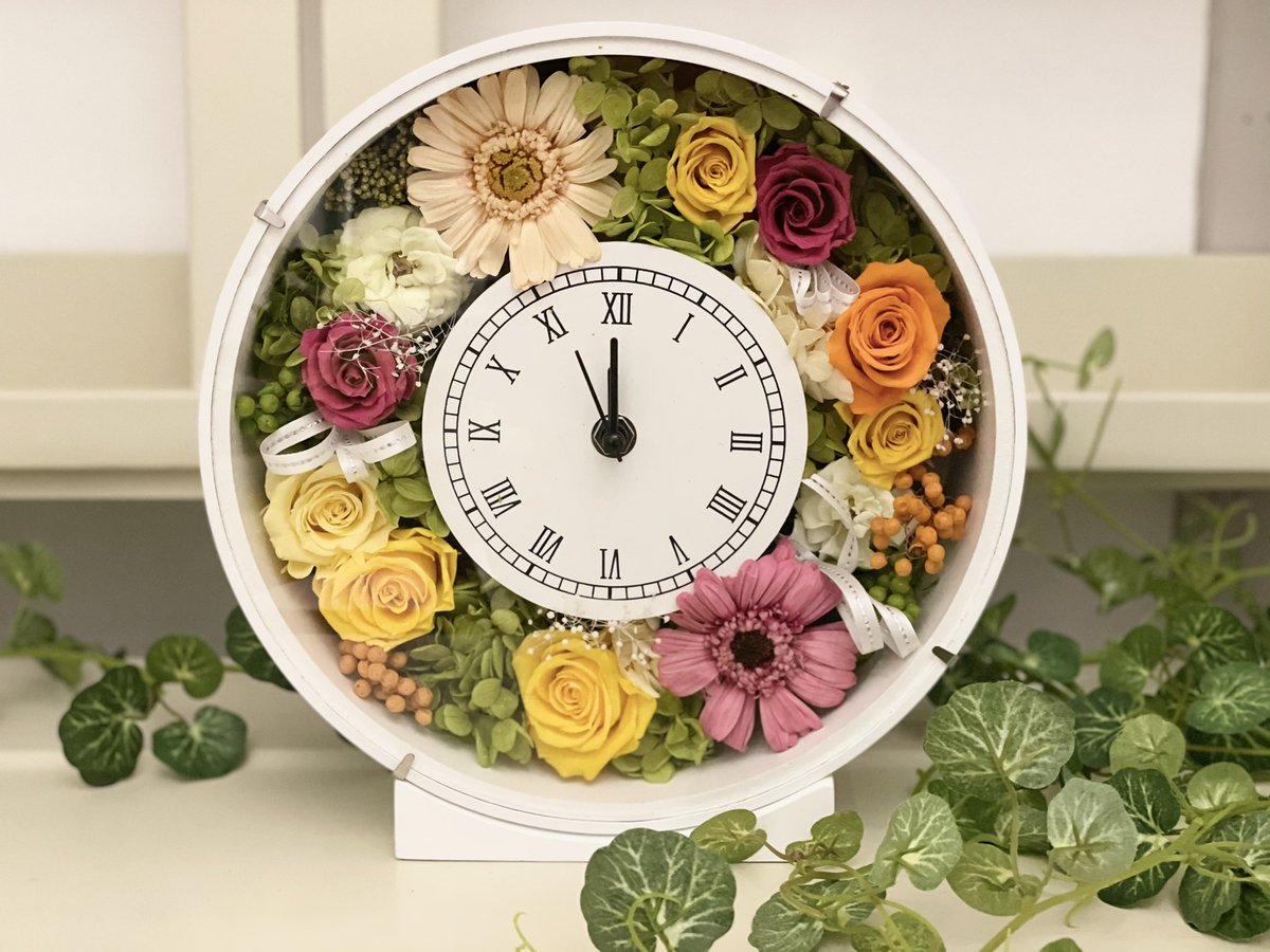 中野莉子 結婚式のご両親への贈呈品に花時計を作られました 同じ花時計でも選ぶ色 入れる位置で雰囲気が全然違う これがハンドメイドの魅力 喜んでくださるといいですね 結婚式 ウェディング 手作りウェディング エシカル 中野莉子 結婚式のご両親への贈呈品に花時計を作られました 同じ花時計でも選ぶ色 入れる位置で雰囲気が全然違う これがハンドメイドの魅力 喜んでくださるといいですね 結婚式 ウェディング 手作りウェディング エシカル