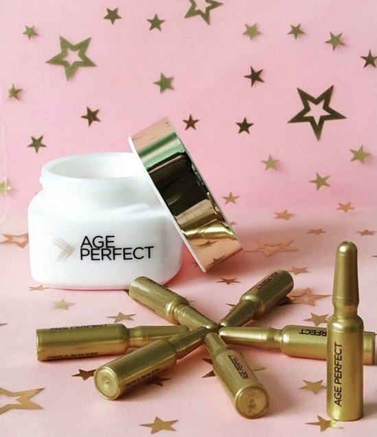 jasminechapic's tweet photo. Début de la routine raffermissante #ageperfect #ageperfectexpertcollagene de @lorealparis.

Elle se compose d'un Soin Jour Perfect Collagène et d'ampoules raffermissantes collagène pour une peau raffermie et remaillée.

Mon avis après cette cure.

Bon dimanche à tous. https://t.co/Qr6qnNtJHw