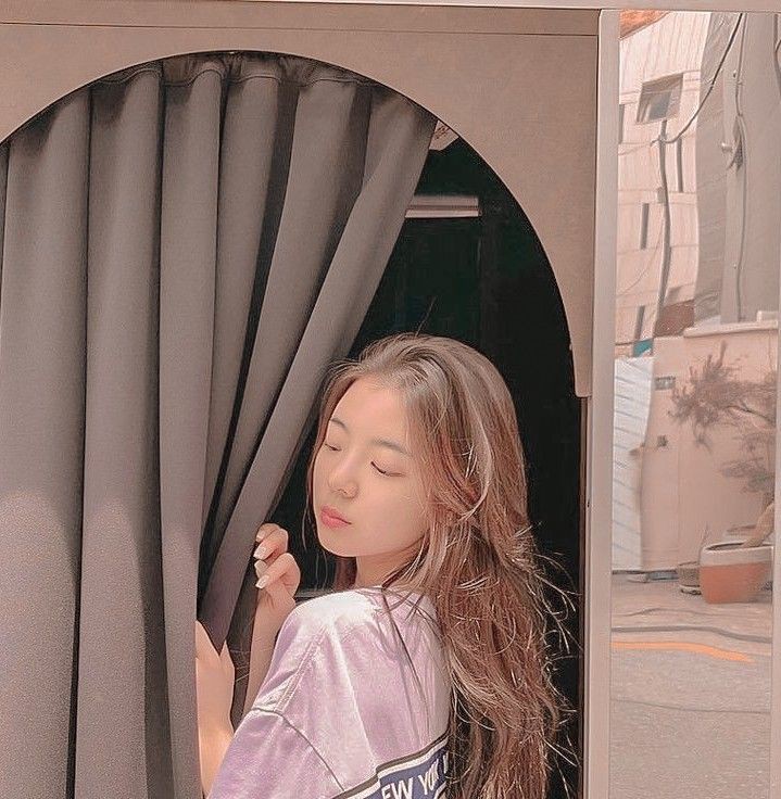 hi gua trisha, gua newbie twit 

fmbst ? dm 
mutualan ? rt / like
#roleplayerindonesia #roleplayer #roleplayeraccount #rptwt #rpworld #openfollow