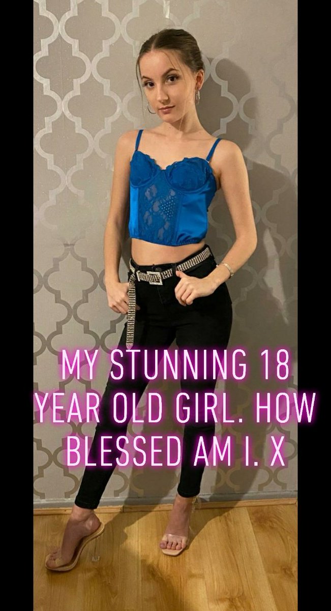 Hev_May's tweet photo. Wishing my amazing daughter @flirtvytae a very happy 18th birthday. Beyond proud of you and love u all the world and more than all the grains of salt and sand in the world and more than all the stars in the universe and a second longer than infinity. 🥳🎊🎉🎁🍾🥂🍰🎂💋🎈💐❤💜 https://t.co/cZ7ScgCKlW