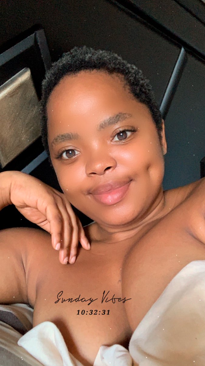 JMcobothi's tweet photo. Me waiting for #CycloneEloise in my bed 😩😅. I’m not moving today 🤦🏽‍♀️😏 https://t.co/OuXMnpsG4i