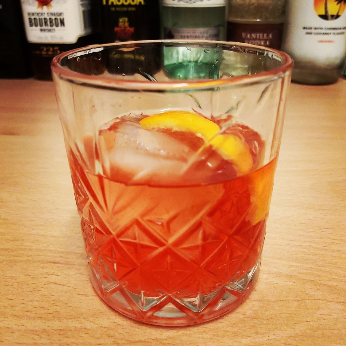 OrStirred's tweet photo. The Negroni is a classic cocktail. Invented in Italy, Florance in 1919 and has changed little since.  A lovely mixture of Gin, Vermouth and Campari with an orange peel to garnish. 

check it out here: https://t.co/x9JLgCDDgr 

#negroni #cocktail #drinks https://t.co/DnZ7Pf6H7o