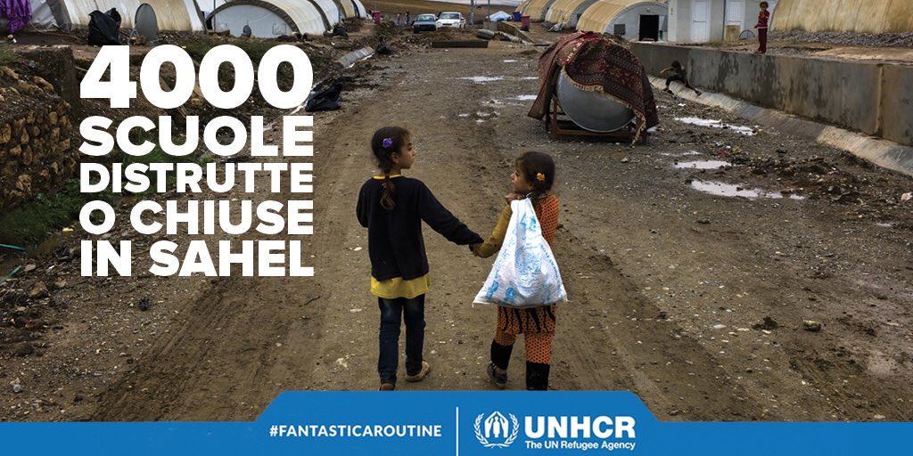 La pandemia ha trasformato le nostre vite e i ragazzi non possono andare a scuola. Per un bambino rifugiato andarci significa protezione da abusi e sfruttamento. Sostieni la campagna #fantasticaroutine di <a href="/UNHCRItalia/">UNHCR Italia</a>, dona al 45588 e visita il sito bit.ly/Unhcr21