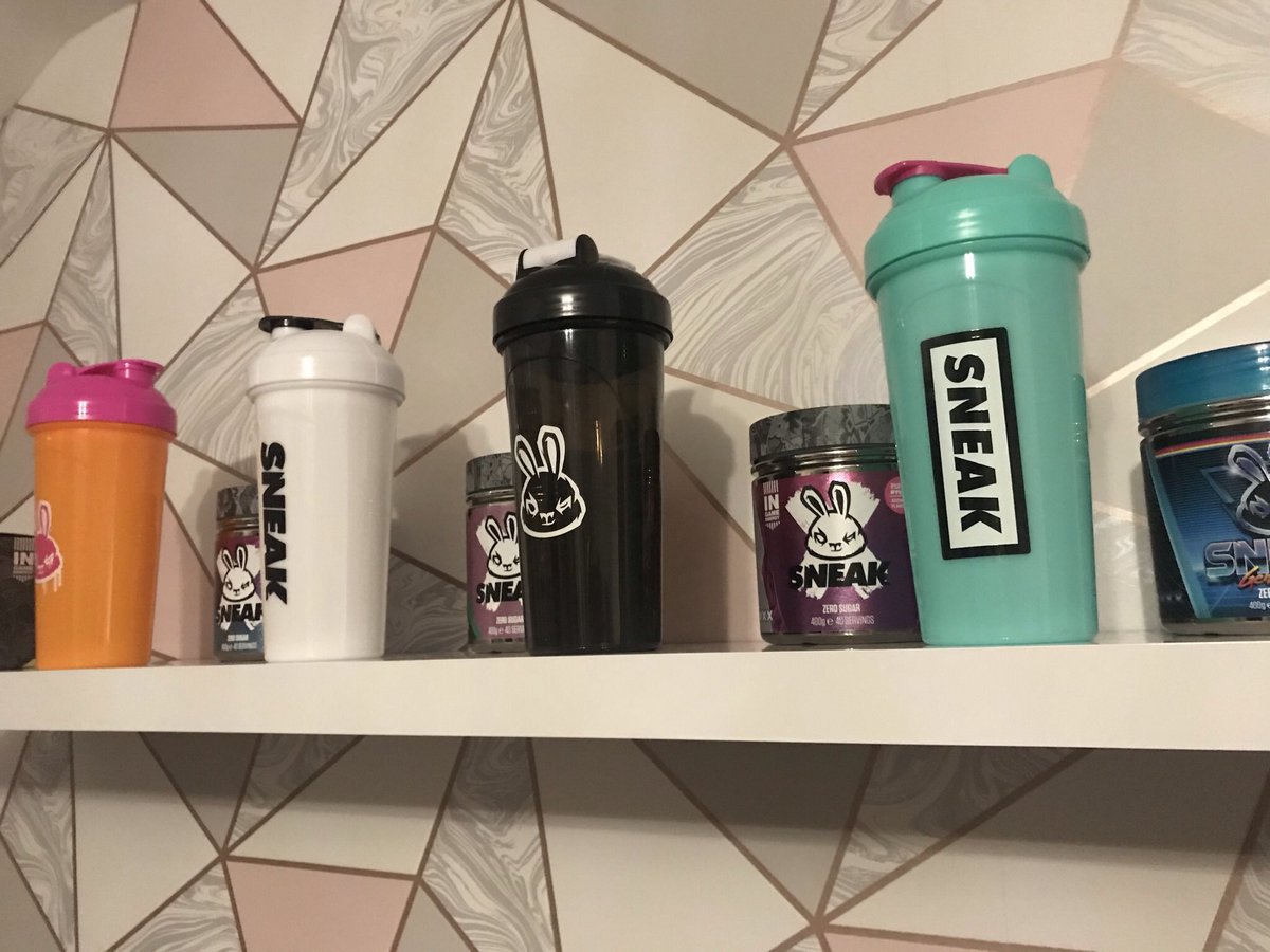 HolClips's tweet image. I’m starting to think this @SneakEnergy addiction is getting out of hand 👀🤣