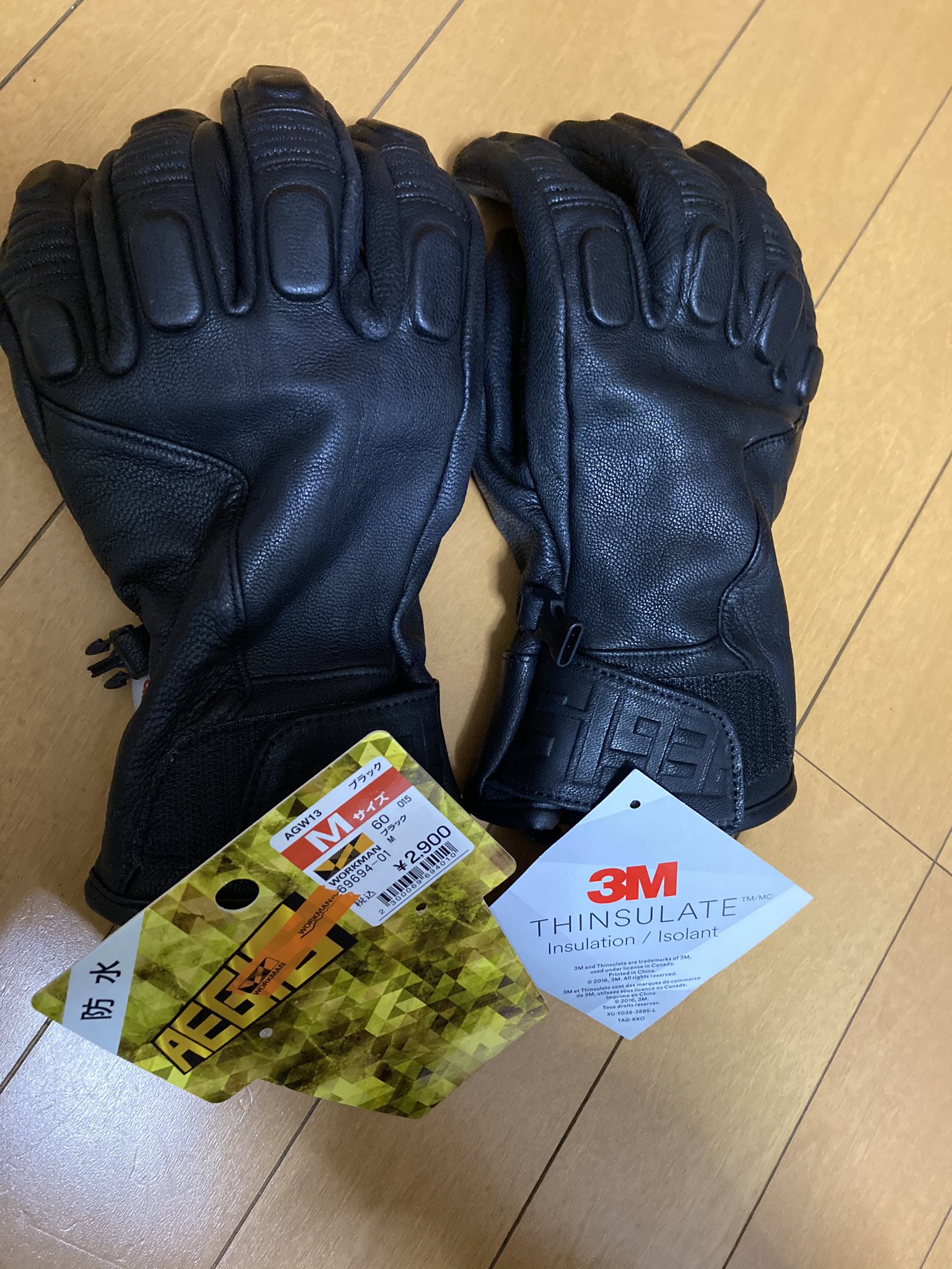 いといと ワークマンでバイク用に冬グローブ買った 激安 ちゃんとヤギ革なんですよ バイク用品店なら この値段有り得ないよなぁ ラッキー٩ ᐛ و T Co Ozkhpbc5ug Twitter