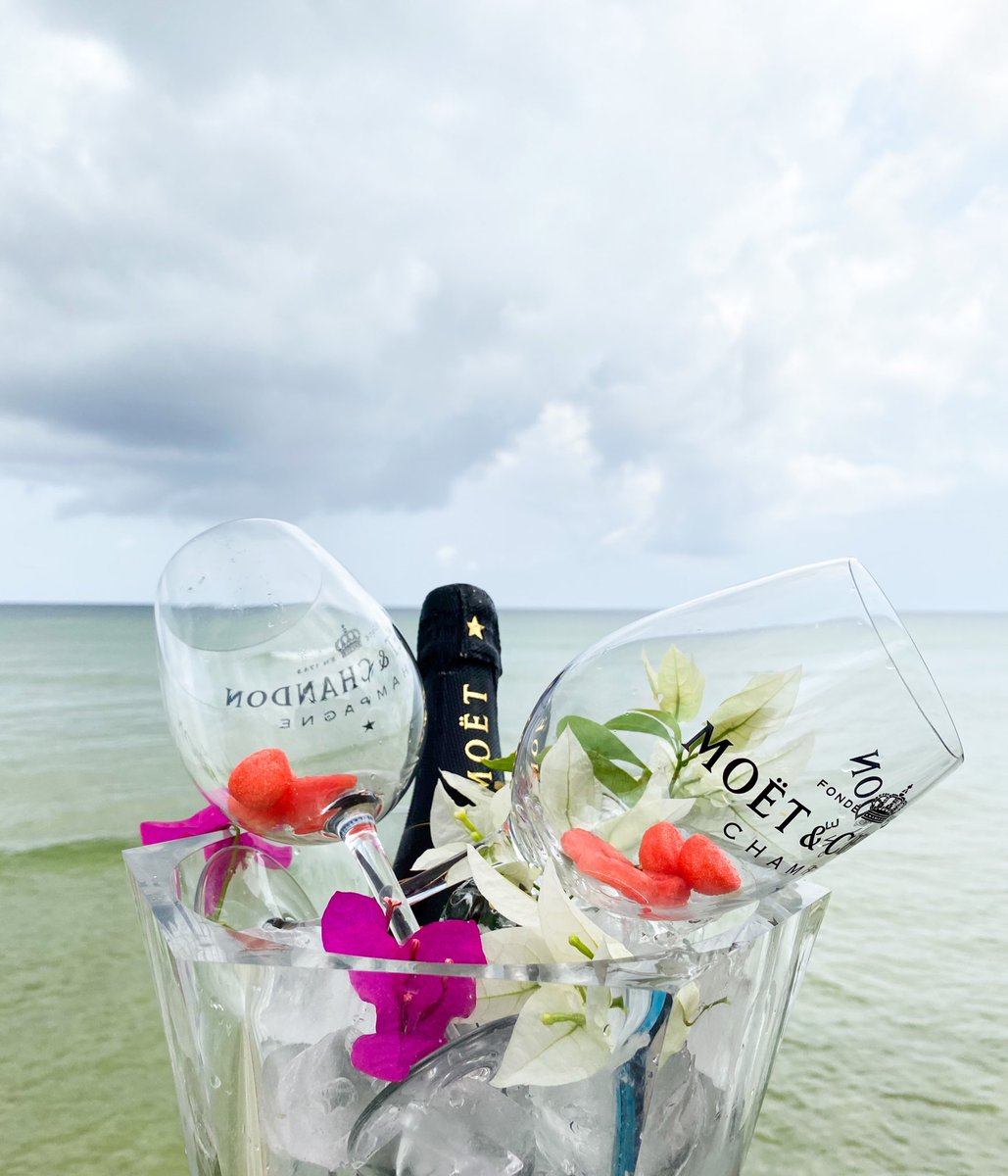 Champagne pour les amoureux 🥂❤️✨🐚 🥳