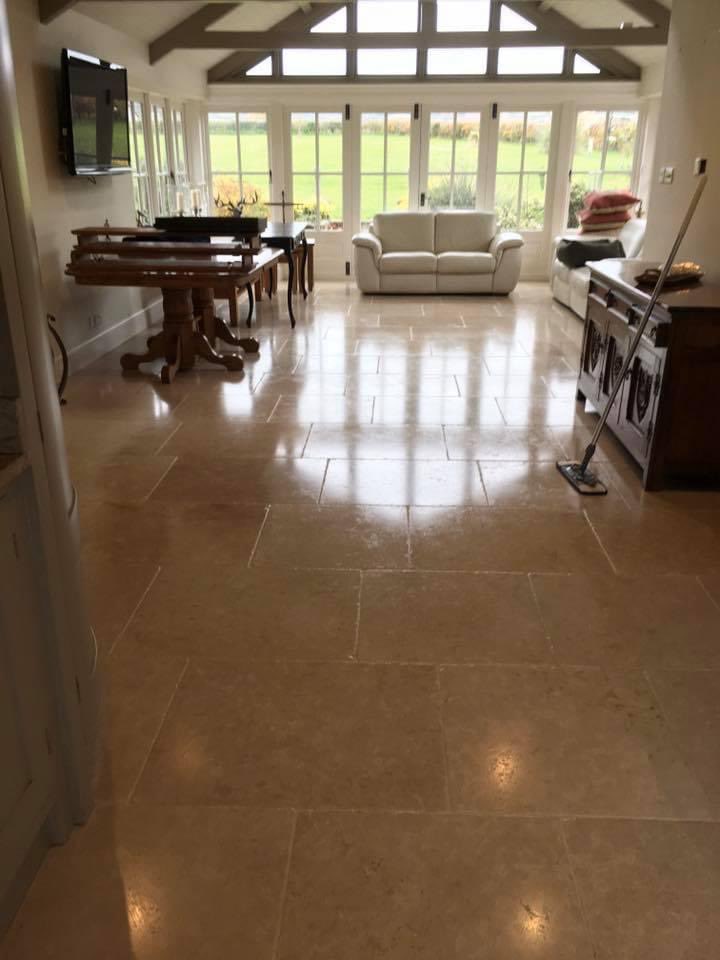 ExecutiveCarpet's tweet photo. Travertine deep clean and three coats of satin sealer applied https://t.co/wDzb9fMSEj